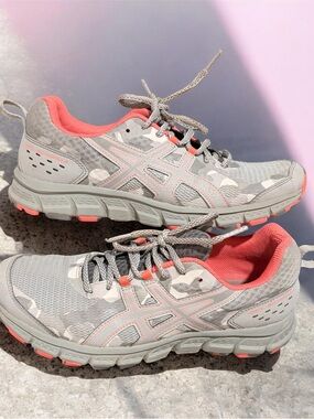 ASICS Gray Athletic Running Shoes with Coral Accents